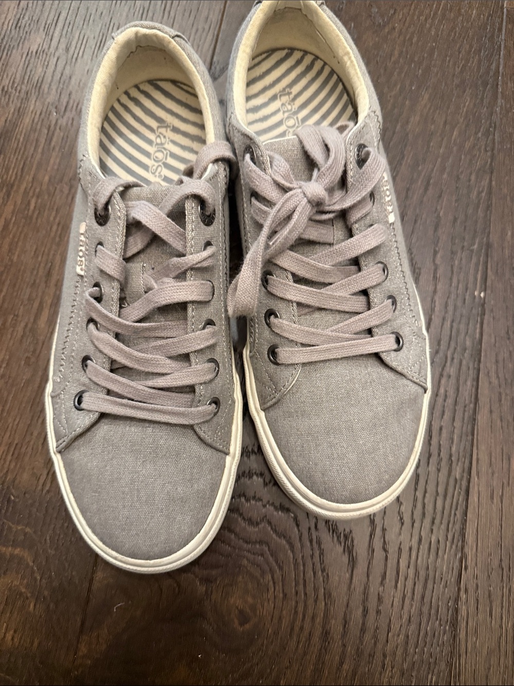 Taos Footwear Women’s Sneakers in Taupe
